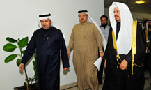 Minister of Health Meets with the Chairman and Members of Majlis Ash-Shura