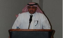 د.العمر يفتتح دورة (معايرة الدواء بالدم)