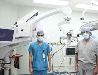 نجاح أول عملية باستخدام الميكروسكوب الجراحي بمستشفى الملك خالد في الخرج