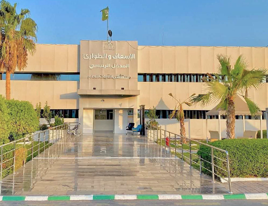 مستشفى القريات العام ينهي معاناة رضيع (خديج) من صعوبة بالتنفس