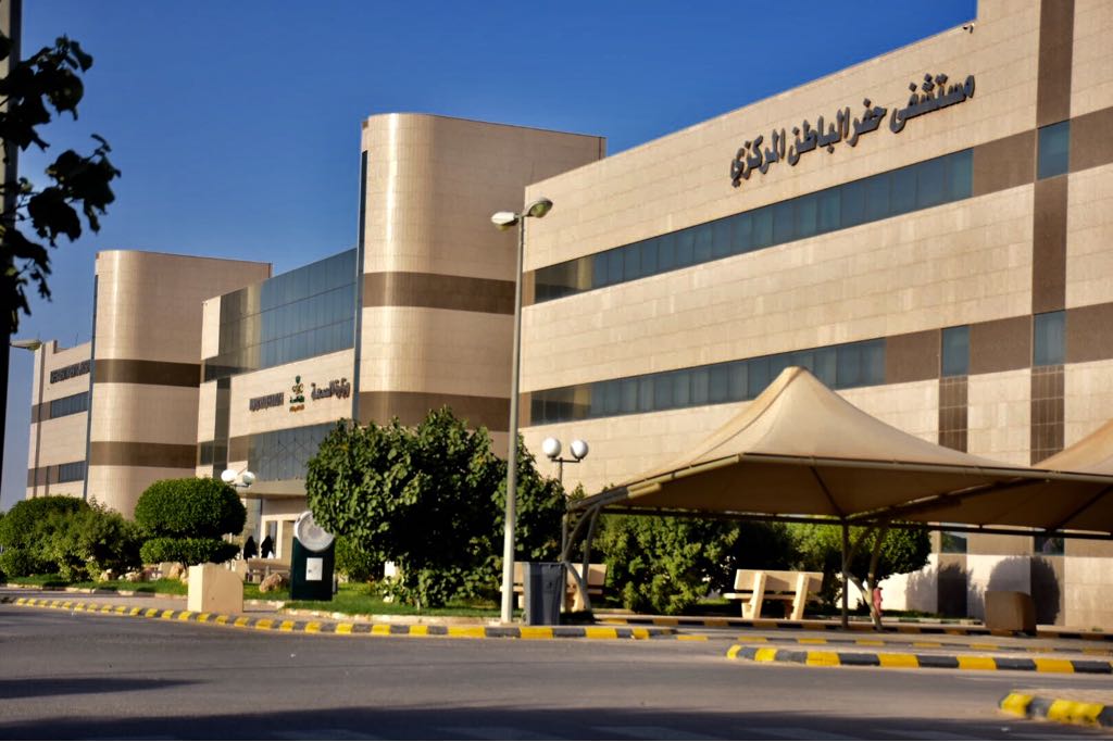 استئصال ورم من دماغ مسنة في حفر الباطن