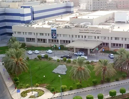 إنهاء معاناة طفل مع تضاعف الأمعاء في بريدة