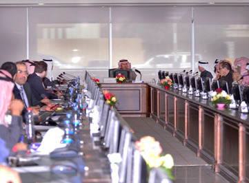 Dr. Khoshaim Meets Assistant Directors of Health Affairs for Projects and Directors of Maintenance