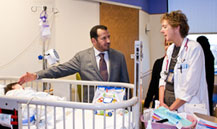 Minister of Health Visits the Saudi Patients at the U.S. Children's National Medical Center